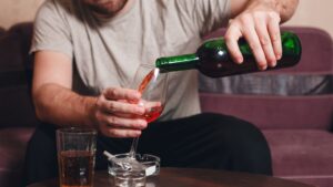 Read more about the article Is Your Spouse an Alcoholic? 5 Ways You Can Help Them — and Yourself